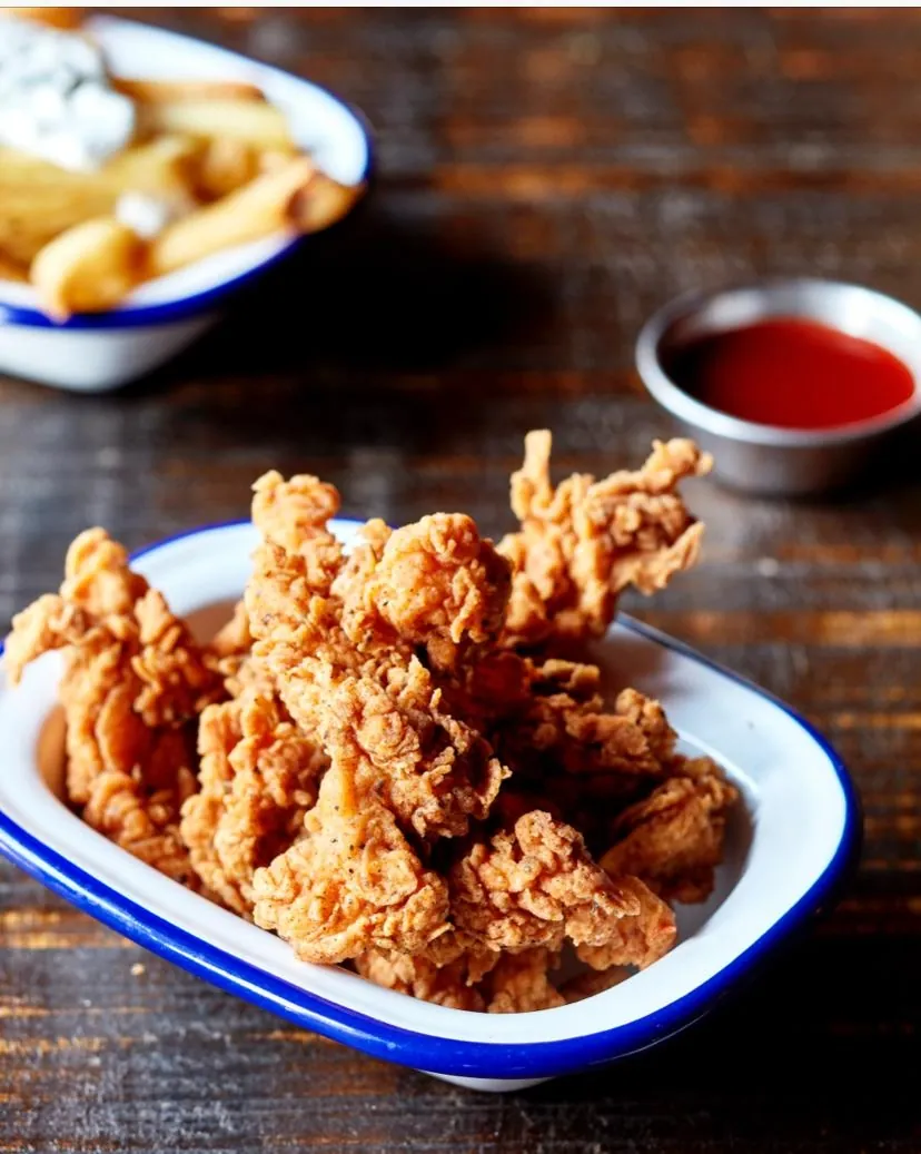 Chicken strips and dipping sauce