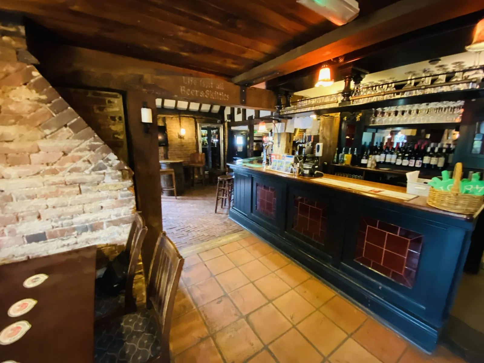 The bar counter at The Horns